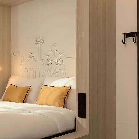 Adagio Access Brussels Airport 3*